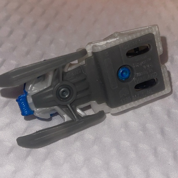 2017 Matchbox #73 Snow Ripper™ BLUE METALLIC | PEARL WHITE | MBX ARCTIC - Picture 4 of 4